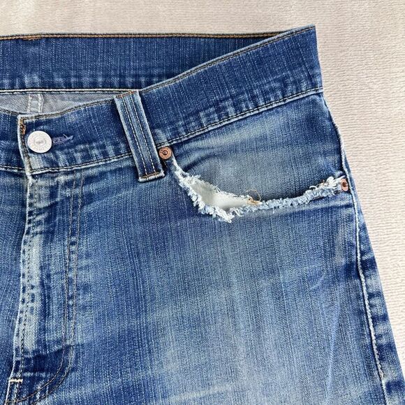 Levi's Jeans Mens 34x30 Blue 506 Irregular Distressed Washed Denim (tag 36x34) - Picture 9 of 10